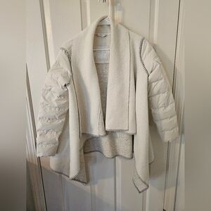 Sosken white wool fleece/down puffer wrap size S